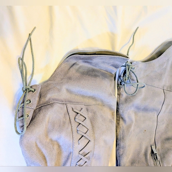 Over The Knee Light Gray Boots New In Box - Picture 4 of 11